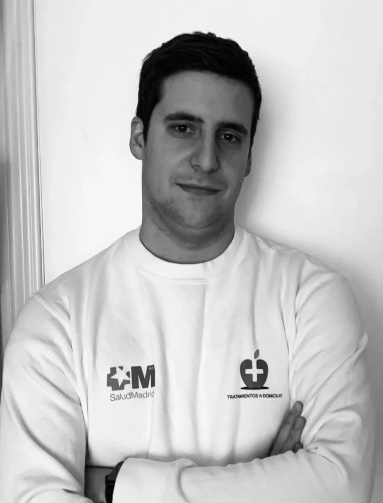 Ignacio Recio Rueda fisioterapeuta a domicilio en Madrid especializado en fisioterapia geriátrica y neurológica atendiendo a paciente en domicilio